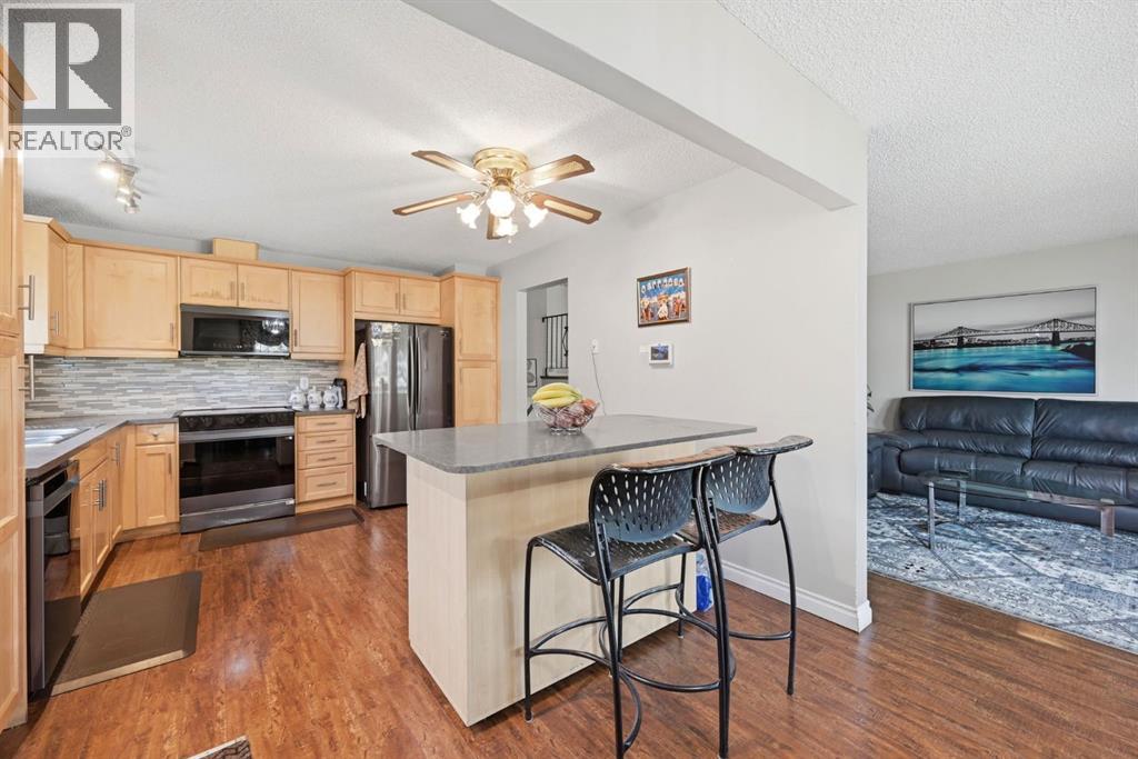 4 Fallswater Road NE, Calgary, Alberta  T3J 1B1 - Photo 14 - A2329294