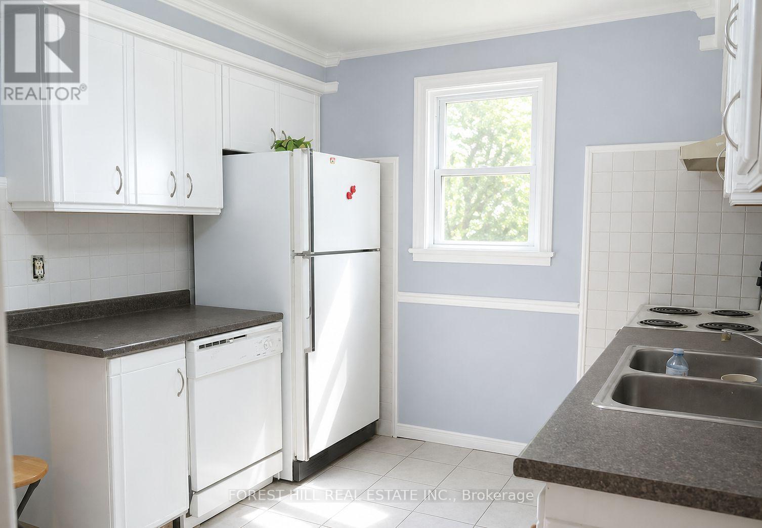 Main - 70 Tunis Street, St. Catharines, Ontario L2S 1E5 - Photo 2 - X13479220