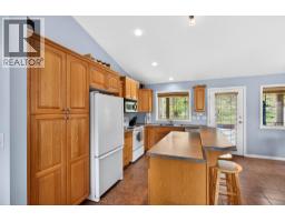 1673 Kloppenburg Road, Kelowna, British Columbia  V1P 1G2 - Photo 8 - 10387574