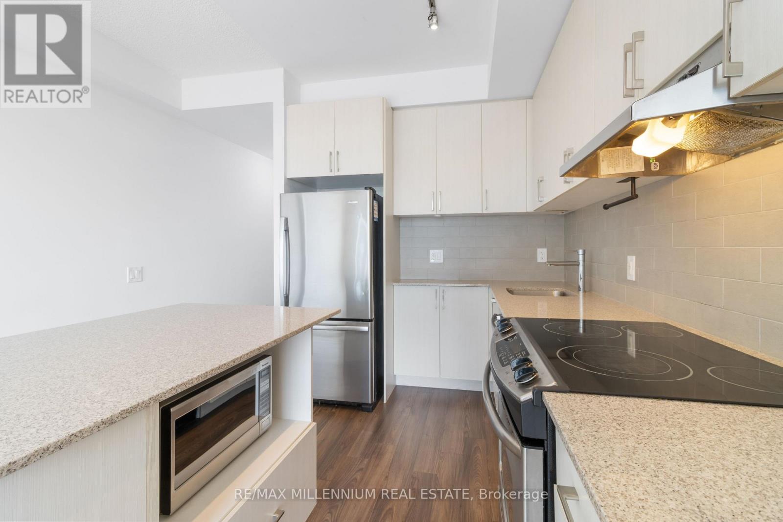 609 - 2560 Eglinton W Avenue, Mississauga, Ontario L5M 0Y3 - Photo 19 - W13581130