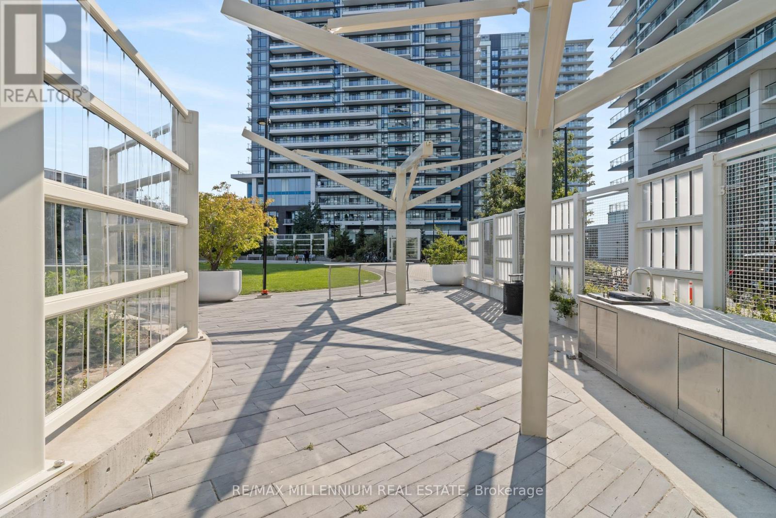 609 - 2560 Eglinton W Avenue, Mississauga, Ontario L5M 0Y3 - Photo 5 - W13581130