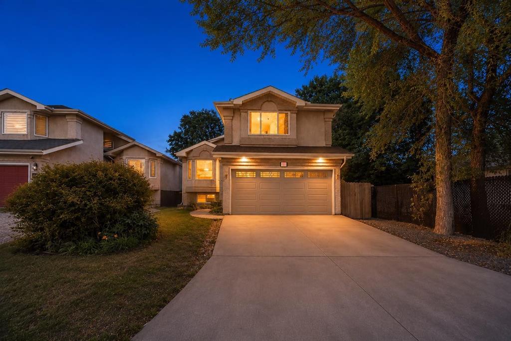 11 Carsdale Drive, Winnipeg, Manitoba  R2V 4W9 - Photo 0 - 202616783