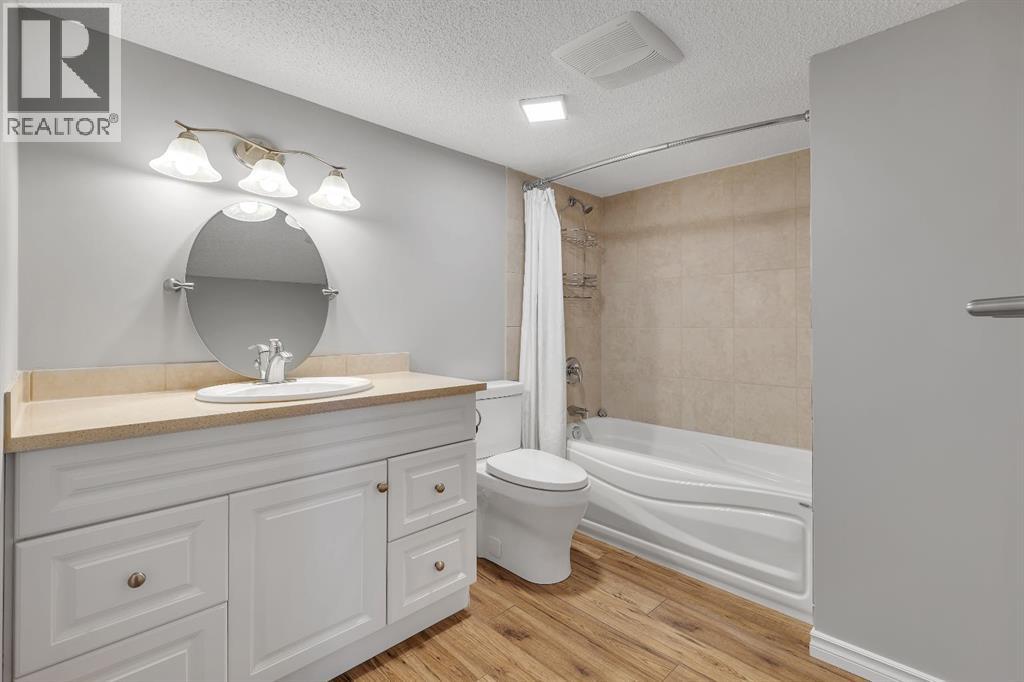 6501a Huntsbay Road NW, Calgary, Alberta  T2K 5R3 - Photo 39 - A2327900
