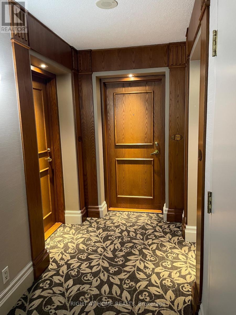 1510 - 1 LEE CENTRE DRIVE, Toronto, Ontario