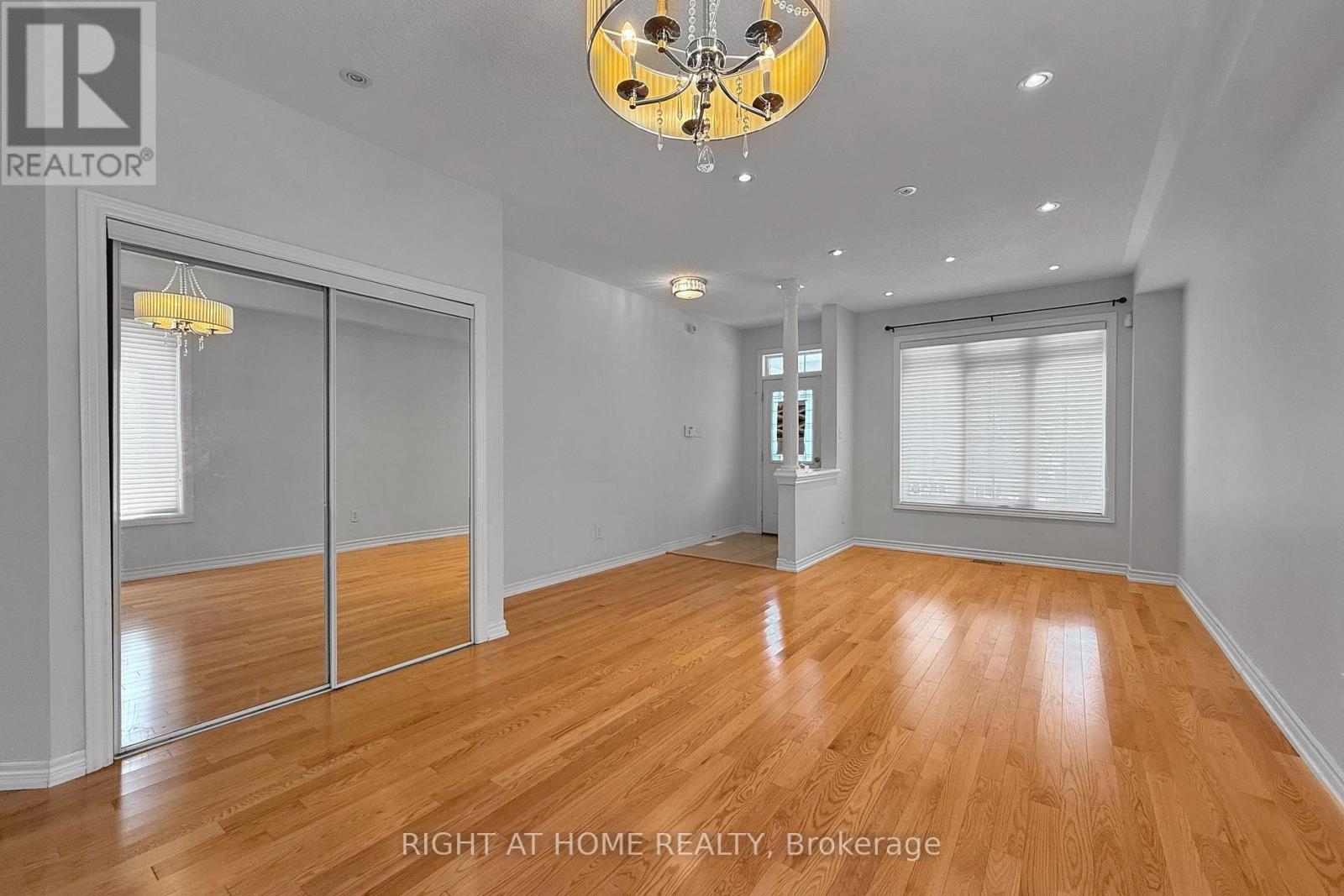 26 Mead Terrace, Markham, Ontario L6E 1V6 - Photo 2 - N13581156