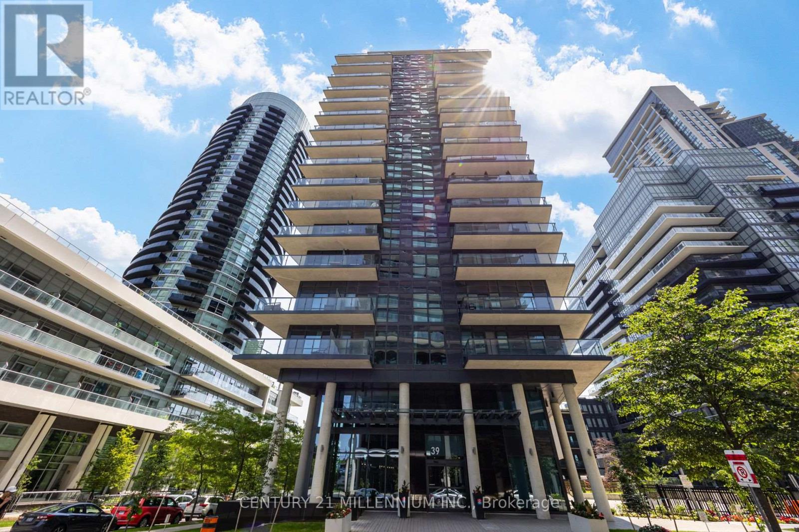 1018 - 39 Annie Craig Drive, Toronto, Ontario  M8V 0H1 - Photo 2 - W13581150