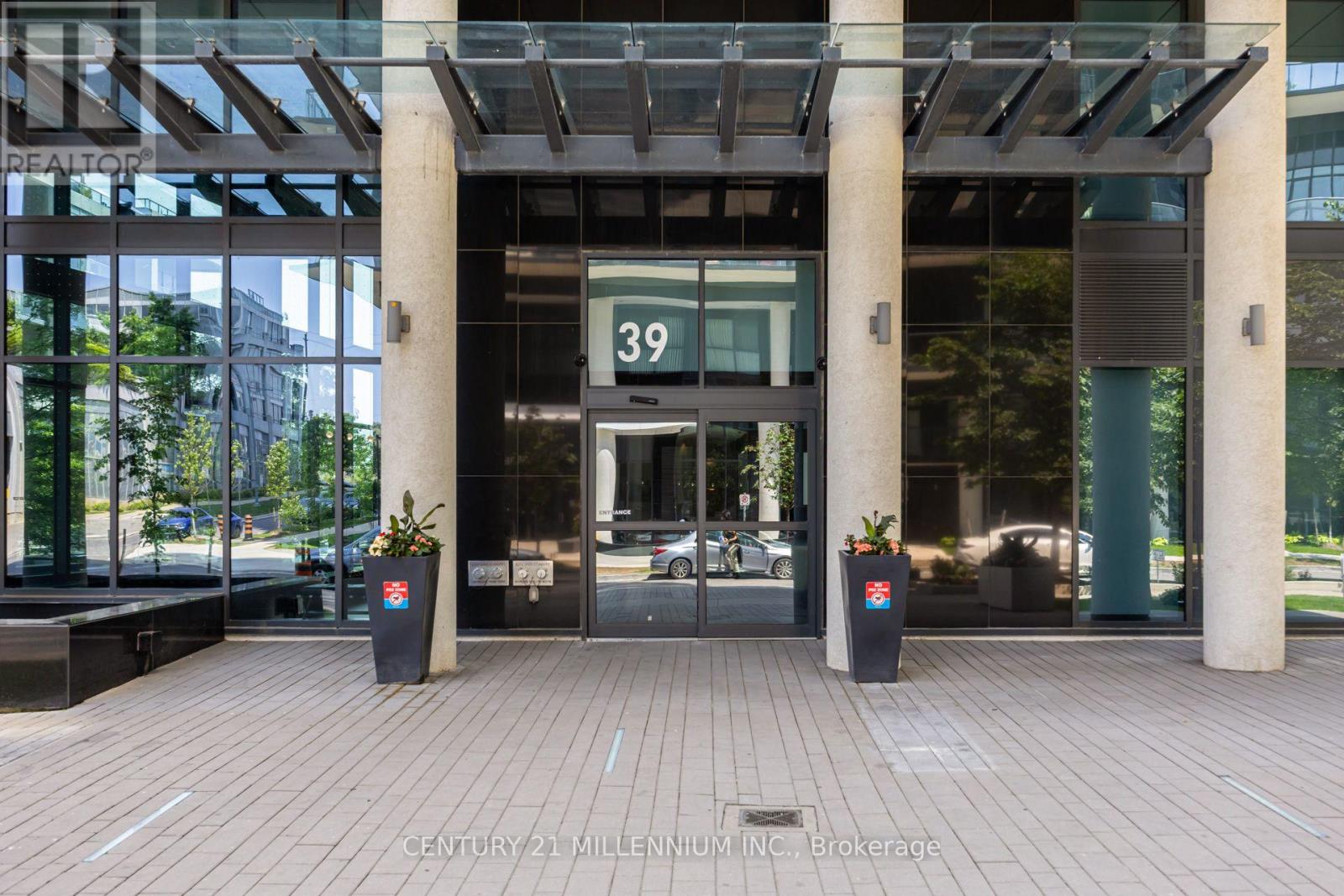 1018 - 39 Annie Craig Drive, Toronto, Ontario  M8V 0H1 - Photo 3 - W13581150