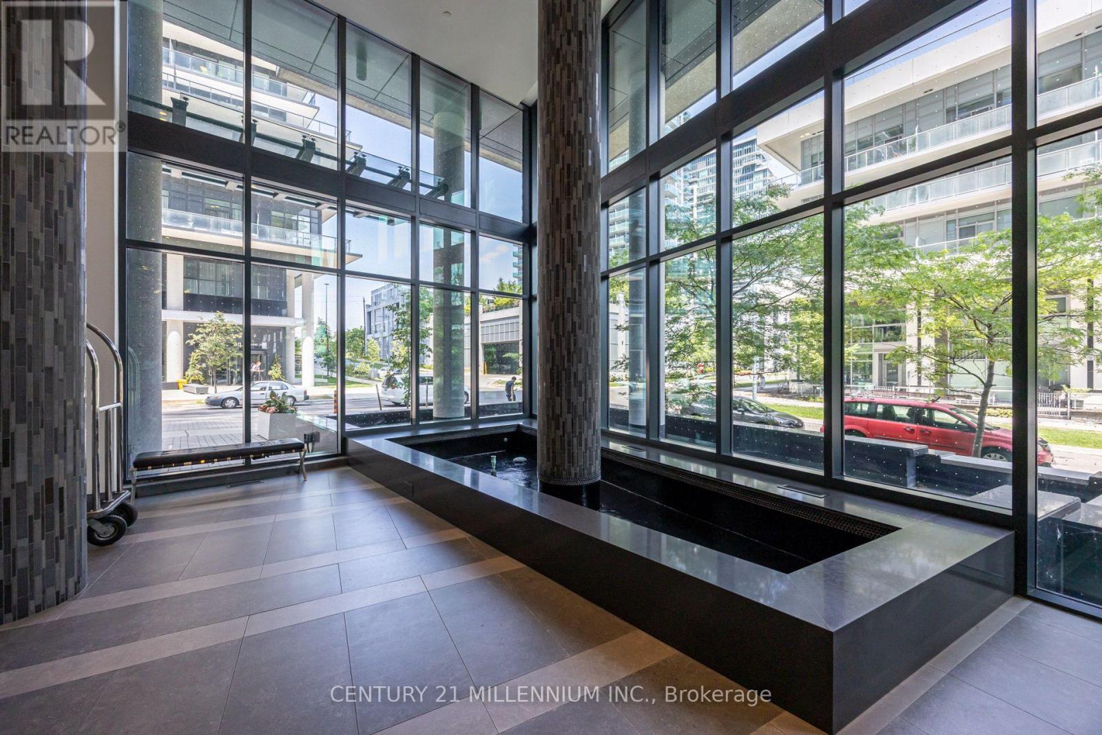 1018 - 39 Annie Craig Drive, Toronto, Ontario  M8V 0H1 - Photo 4 - W13581150