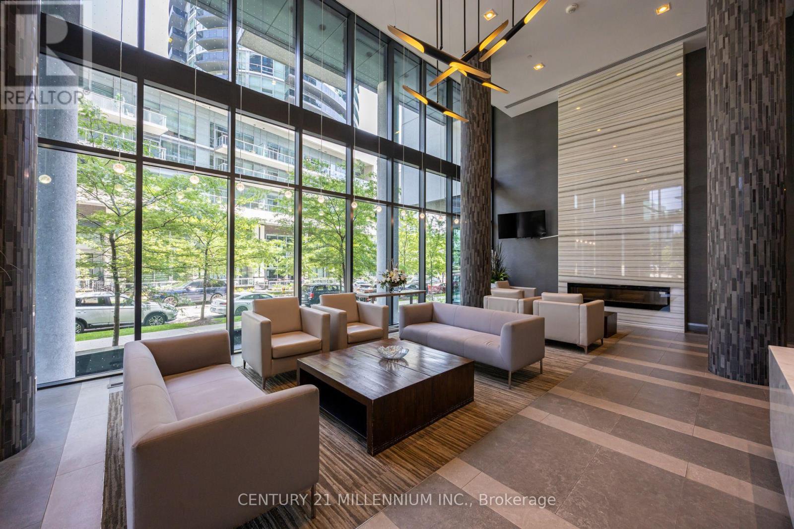 1018 - 39 Annie Craig Drive, Toronto, Ontario  M8V 0H1 - Photo 5 - W13581150