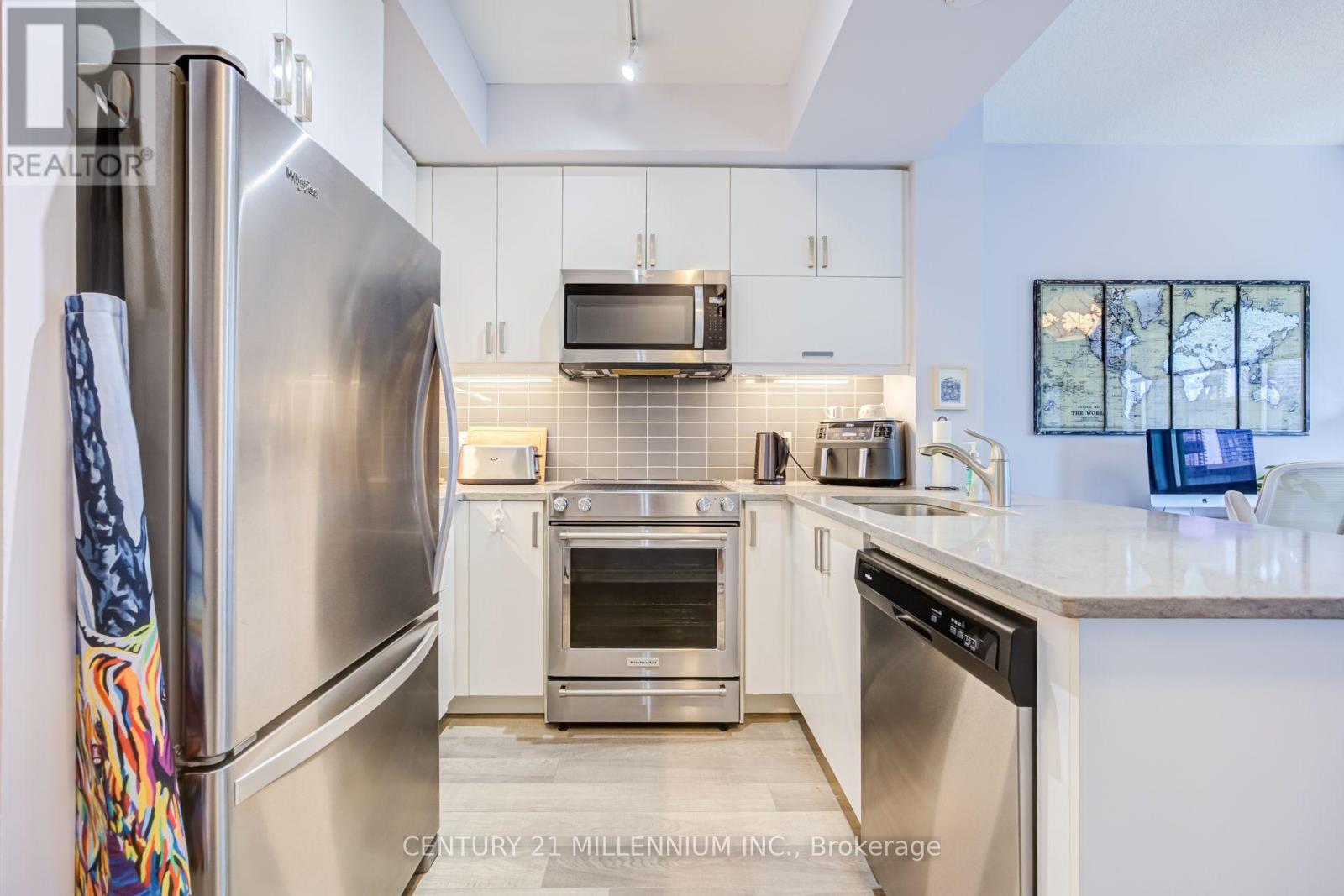 1018 - 39 Annie Craig Drive, Toronto, Ontario  M8V 0H1 - Photo 7 - W13581150
