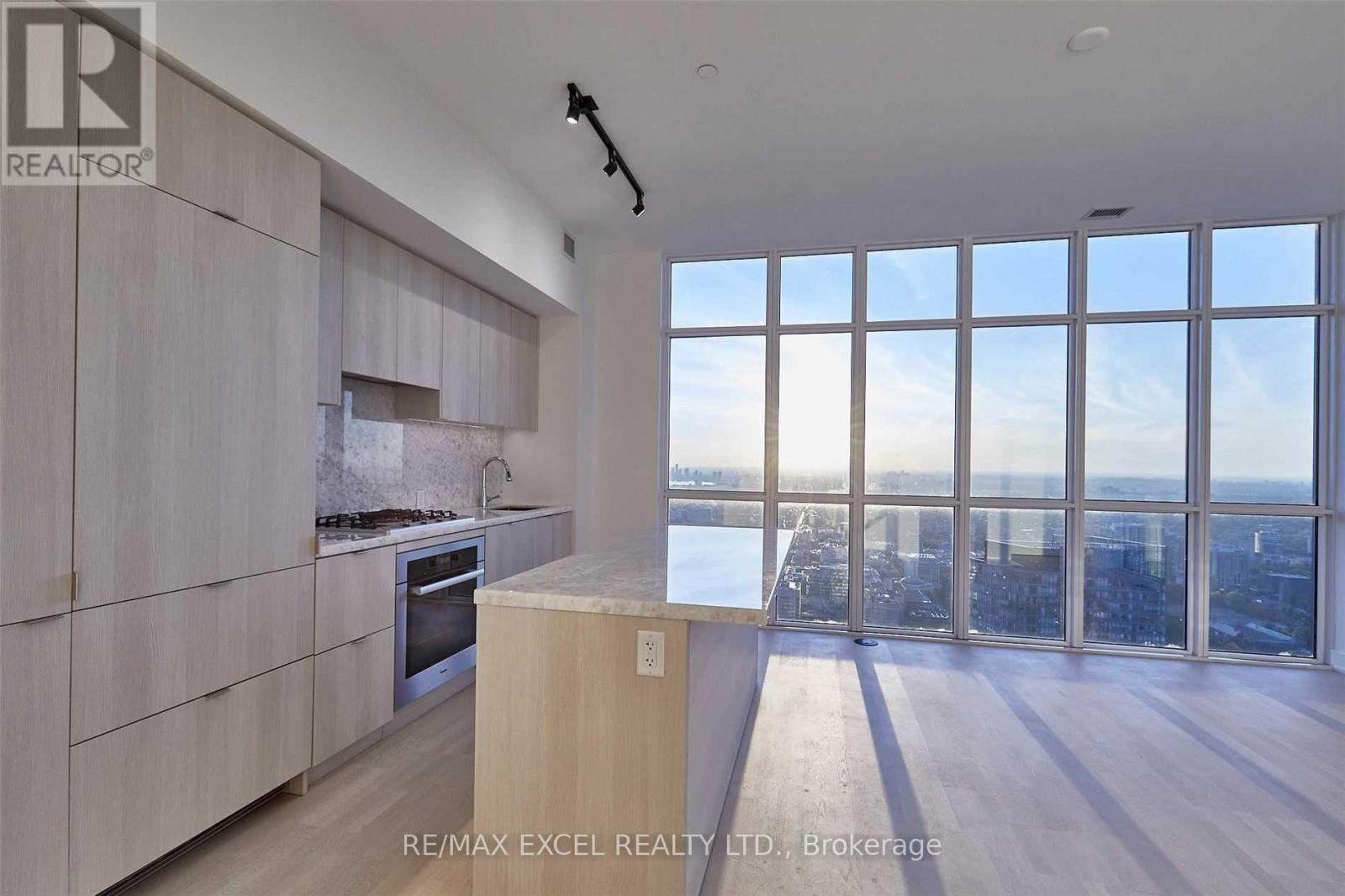6403 - 7 Grenville Street, Toronto (Bay Street Corridor), Ontario  M4Y 1A1 - Photo 8 - C13581172