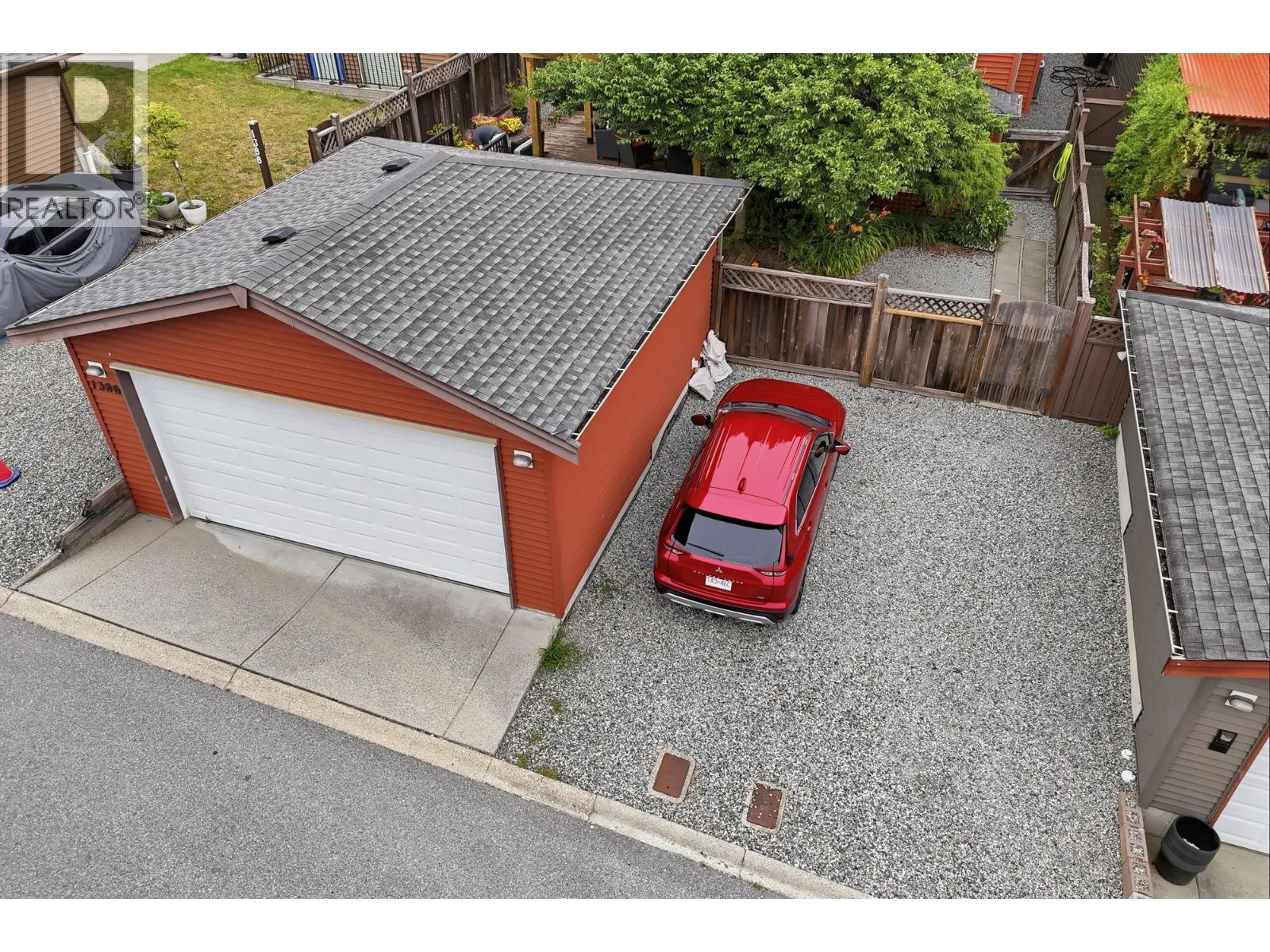 Listing image 33