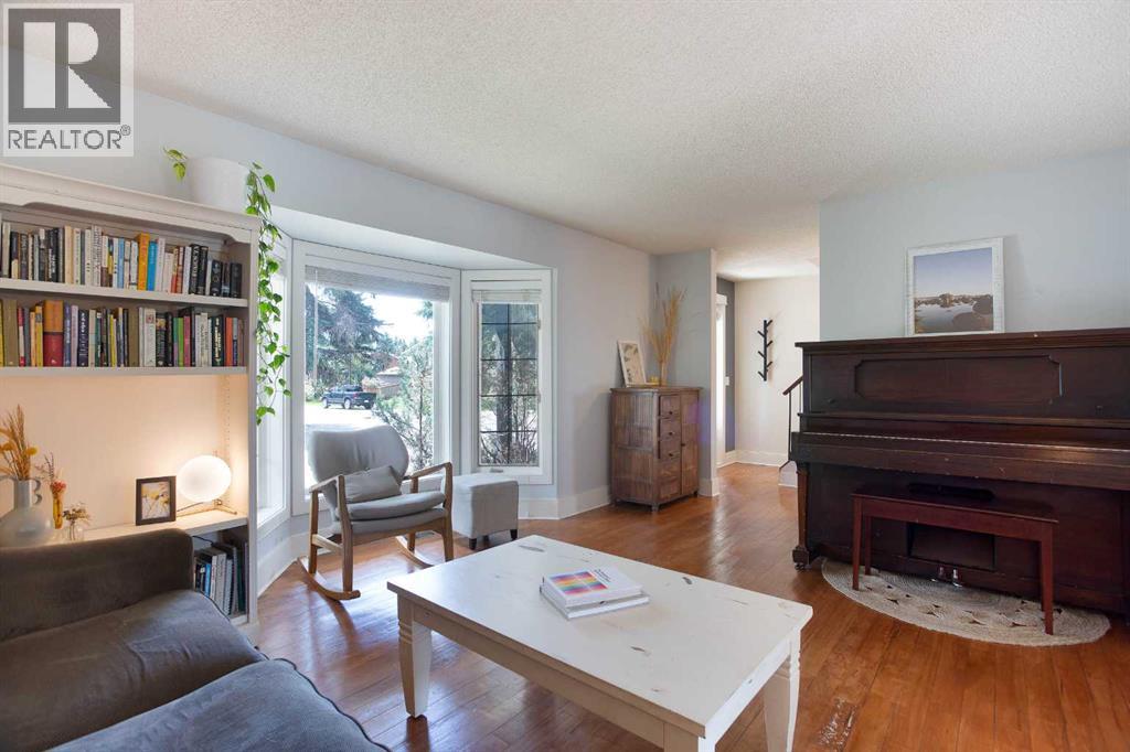 56 Deersaxon Circle SE, Calgary, Alberta  T2J 6R5 - Photo 6 - A2323452