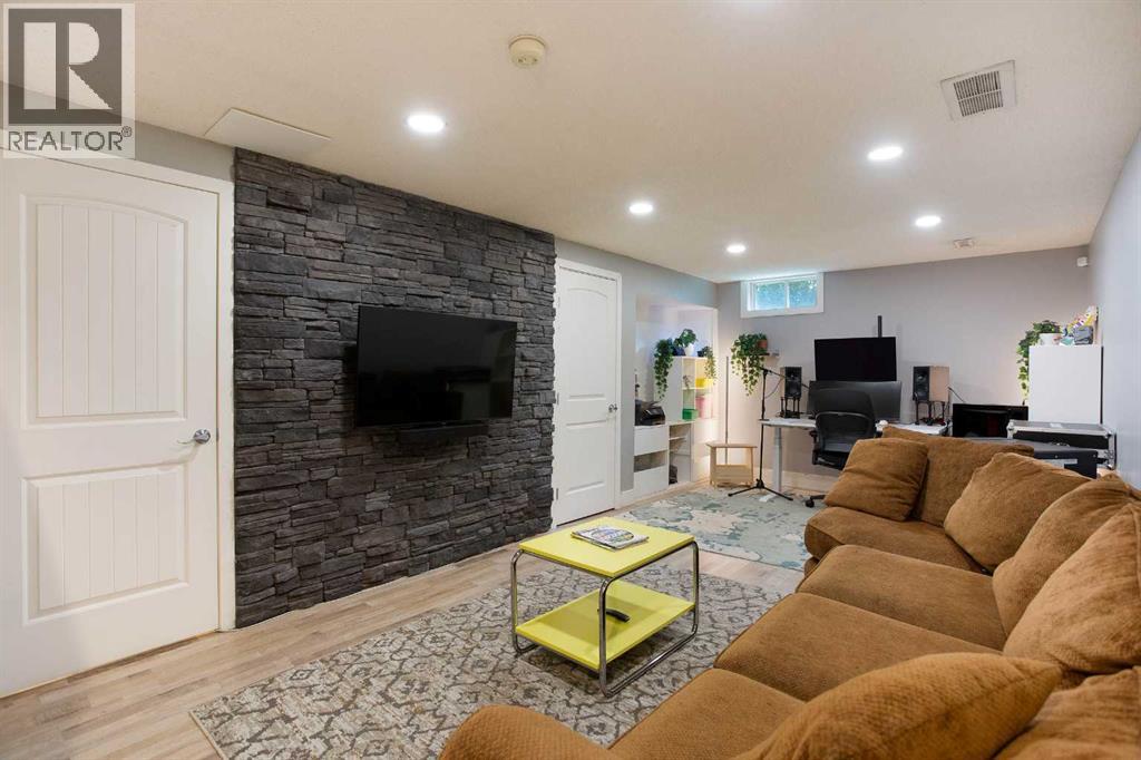 56 Deersaxon Circle SE, Calgary, Alberta  T2J 6R5 - Photo 22 - A2323452