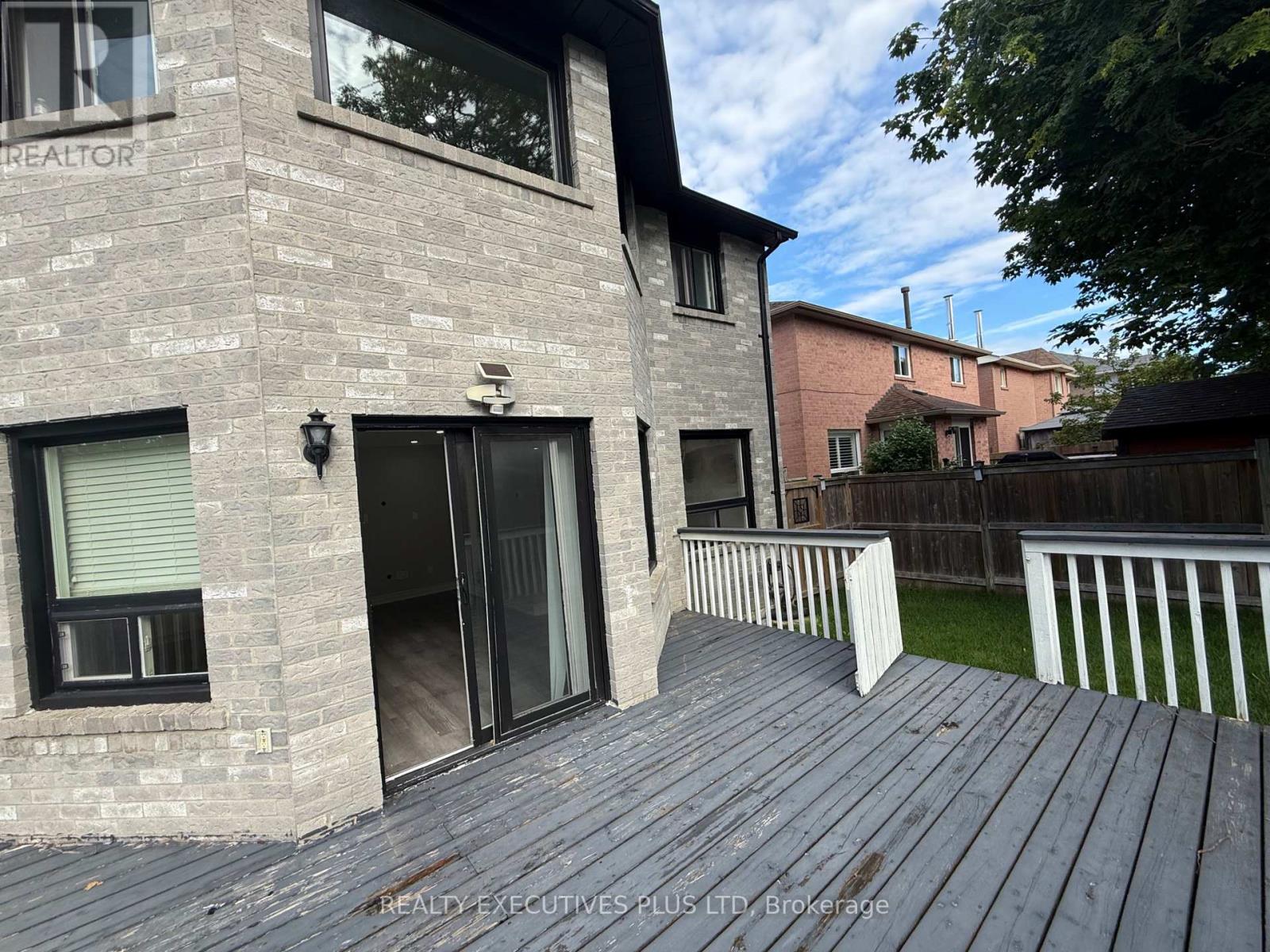 693 Barnes Crescent, Oshawa, Ontario L1J 8K2 - Photo 29 - E13579782