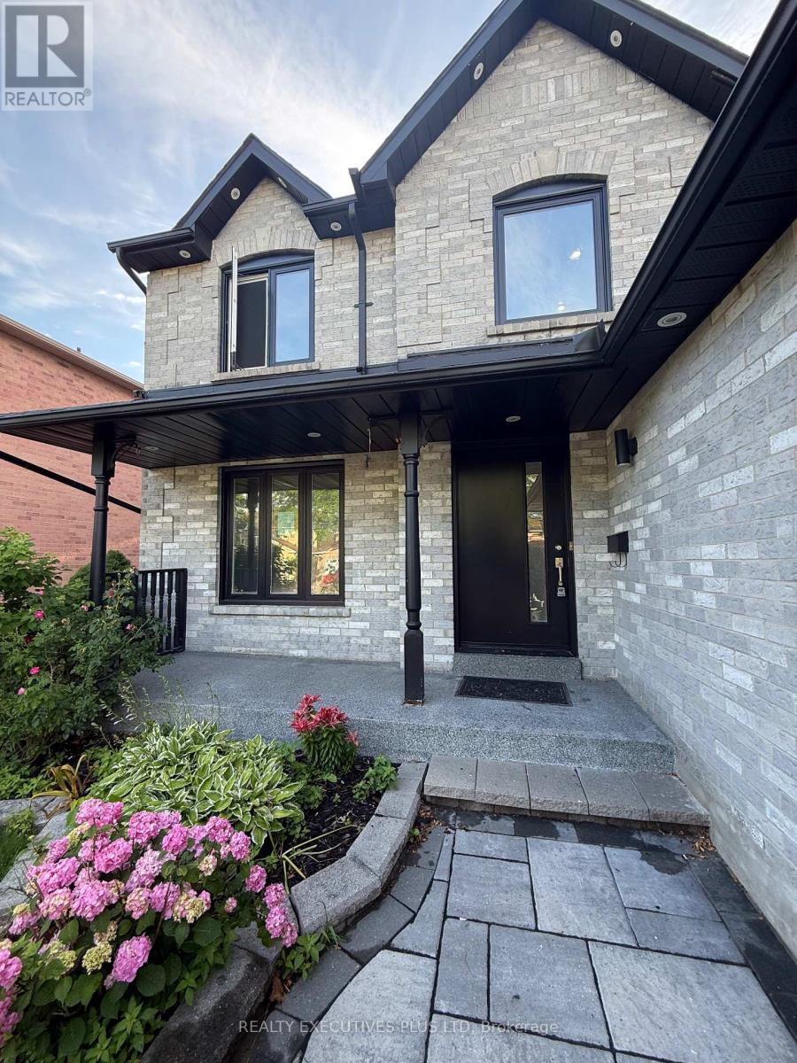 693 Barnes Crescent, Oshawa, Ontario L1J 8K2 - Photo 3 - E13579782