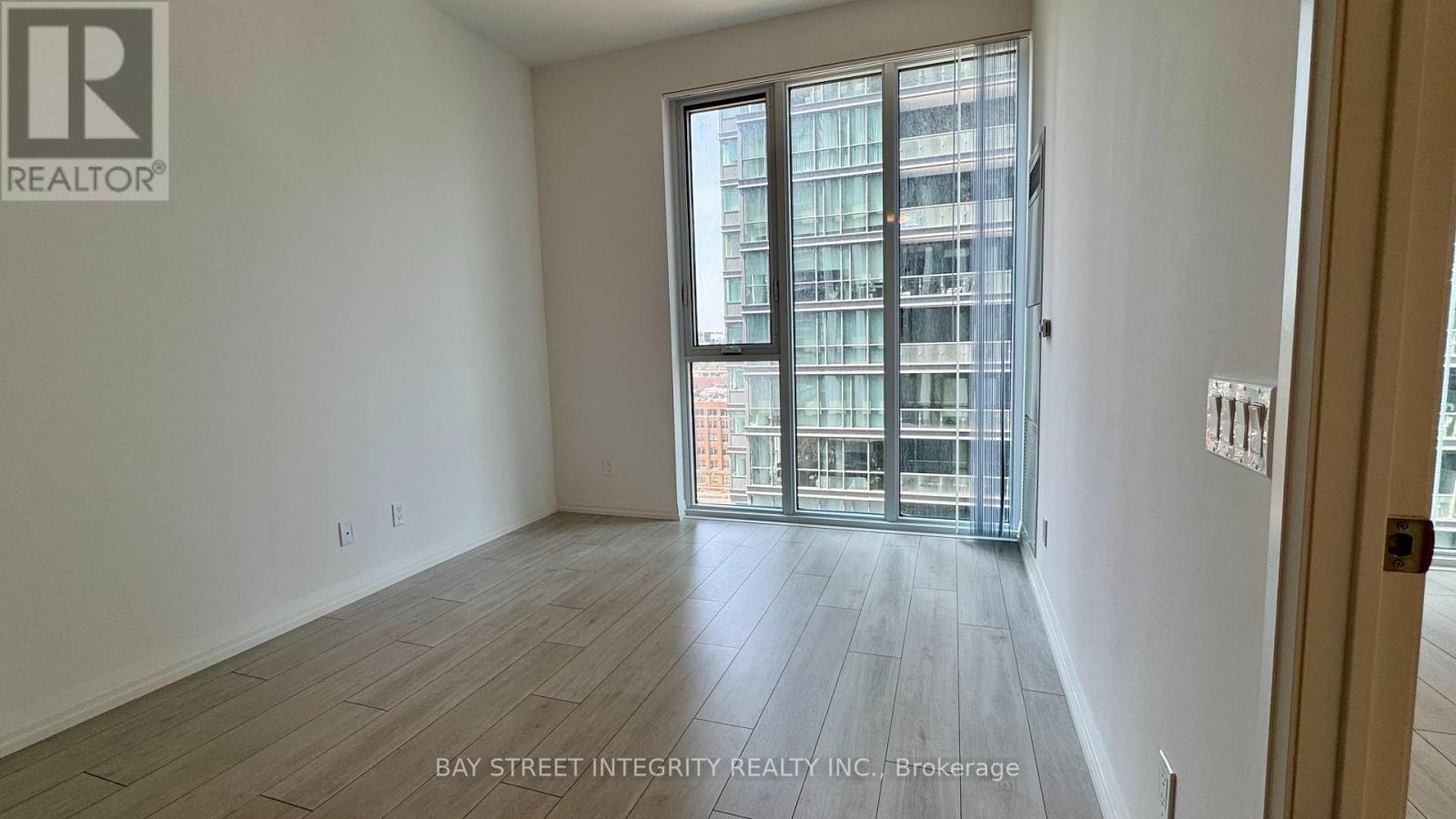 1219 - 400 King Street W, Toronto, Ontario M5V 0X8 - Photo 6 - C13575626