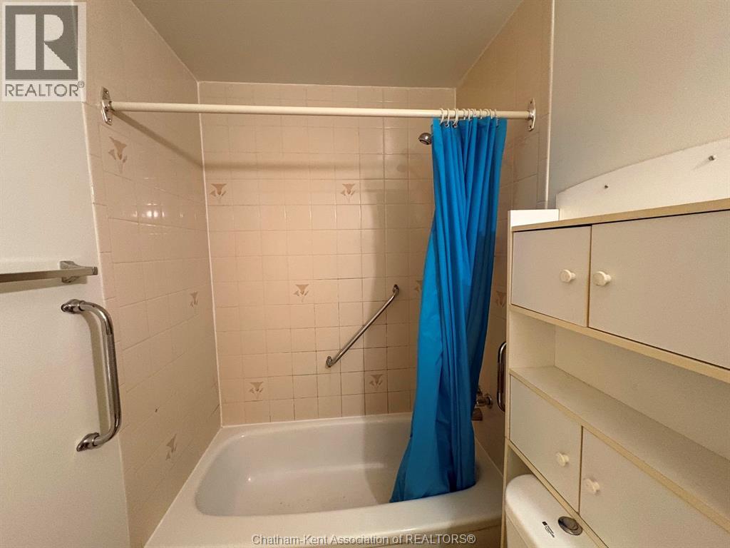 130 Park Avenue East Unit# 209, Chatham, Ontario  N7M 3V6 - Photo 11 - 26017338