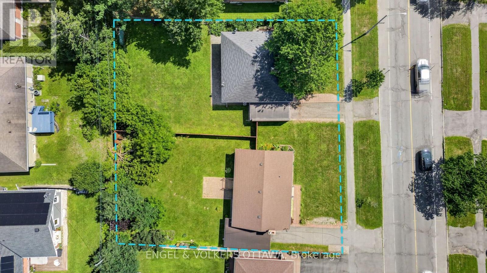 2439-2445 Alta Vista Drive, Ottawa, Ontario  K1H 7M9 - Photo 2 - X13581194