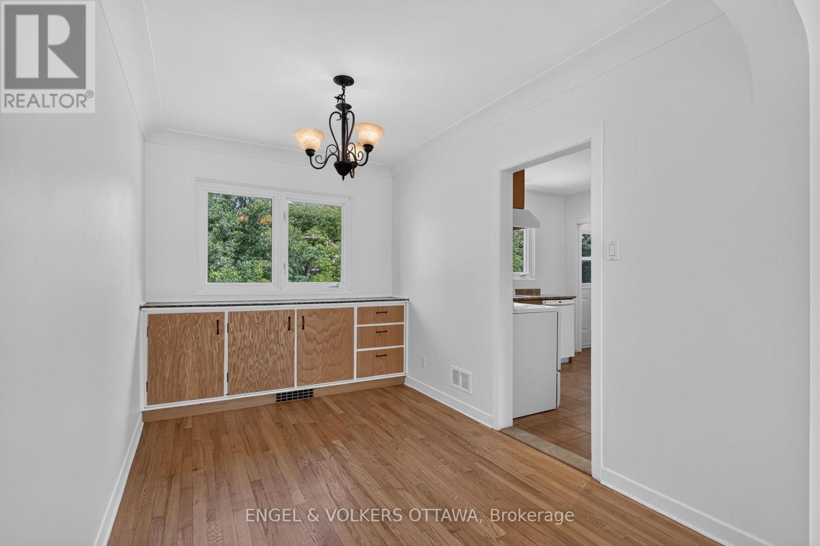 2439 Alta Vista Drive, Ottawa, Ontario  K1H 7M9 - Photo 9 - X13581196