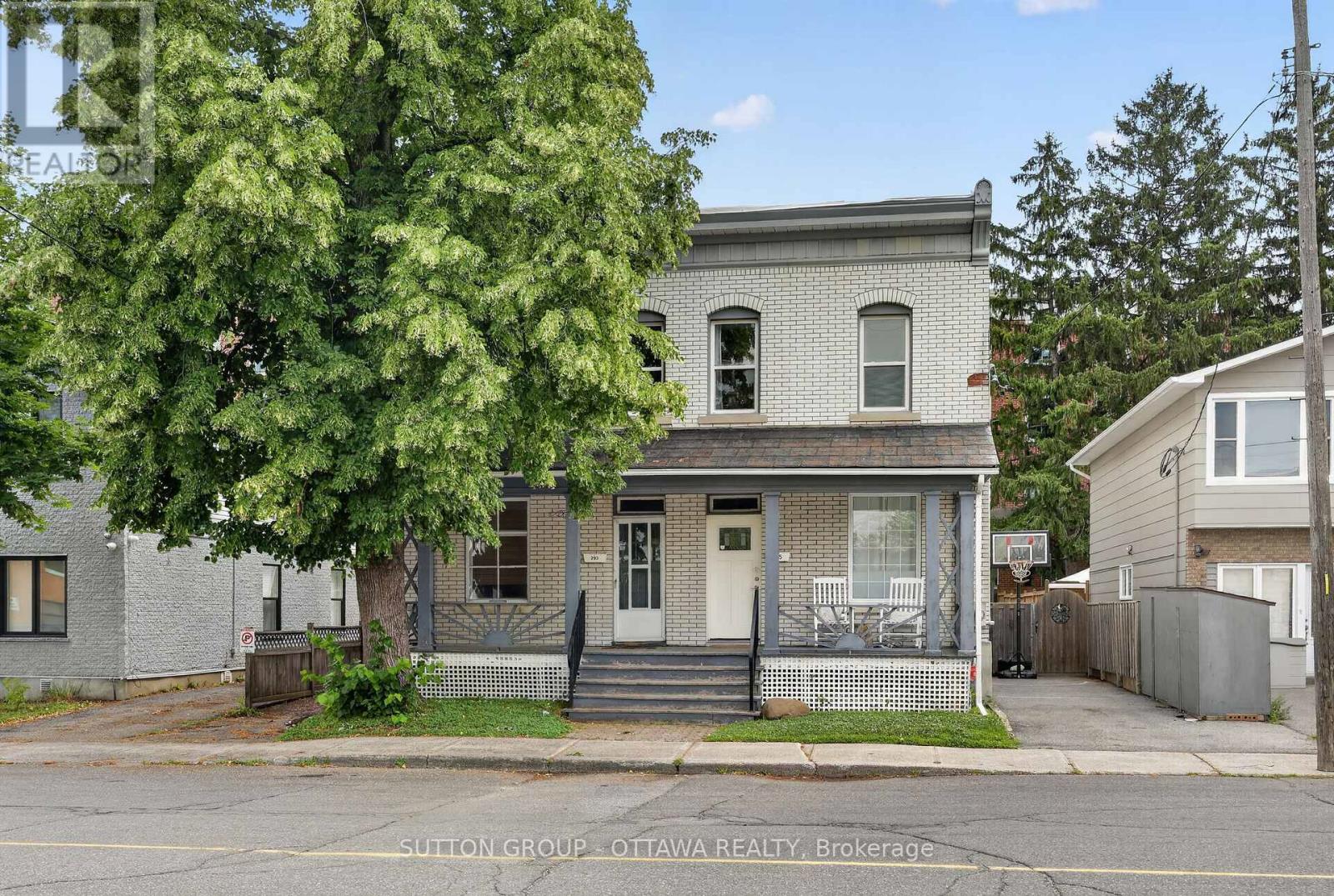 293 OLMSTEAD STREET, Ottawa, Ontario