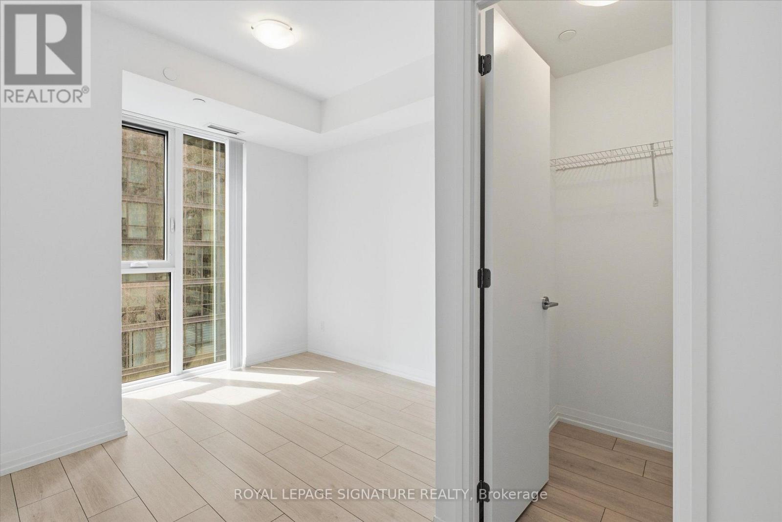 1519 - 400 King Street W, Toronto, Ontario  M5V 1K2 - Photo 15 - C13581204