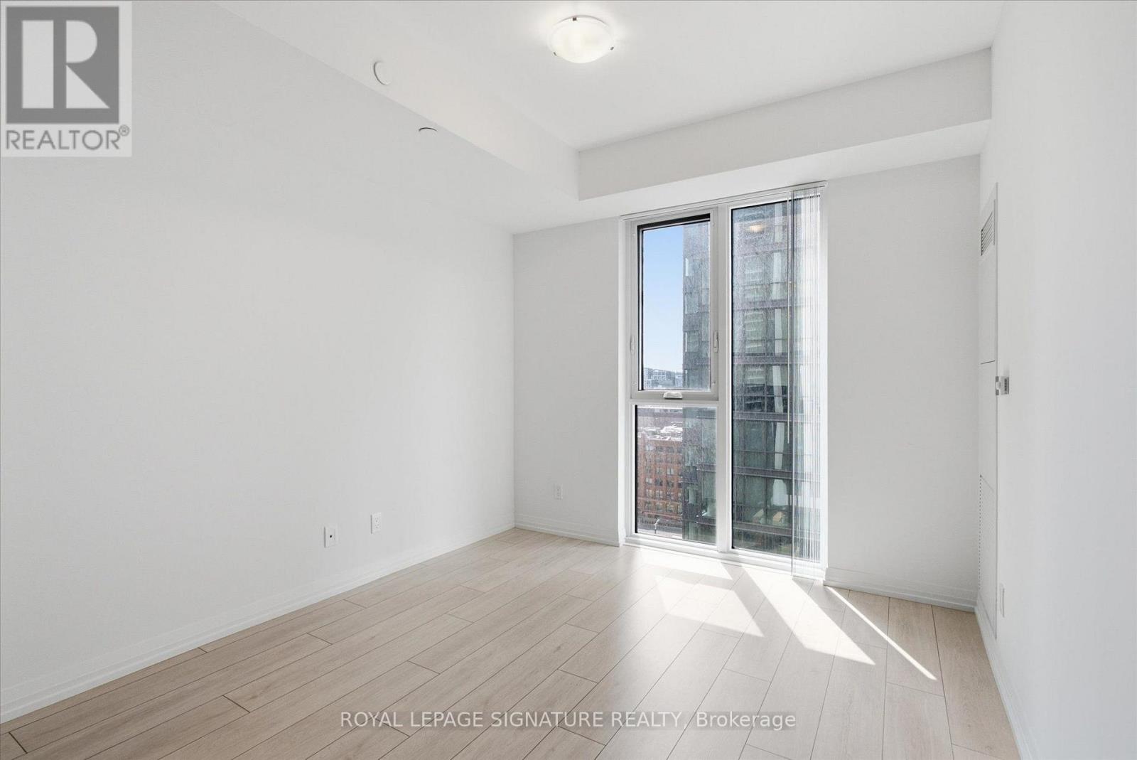 1519 - 400 King Street W, Toronto, Ontario  M5V 1K2 - Photo 7 - C13581204