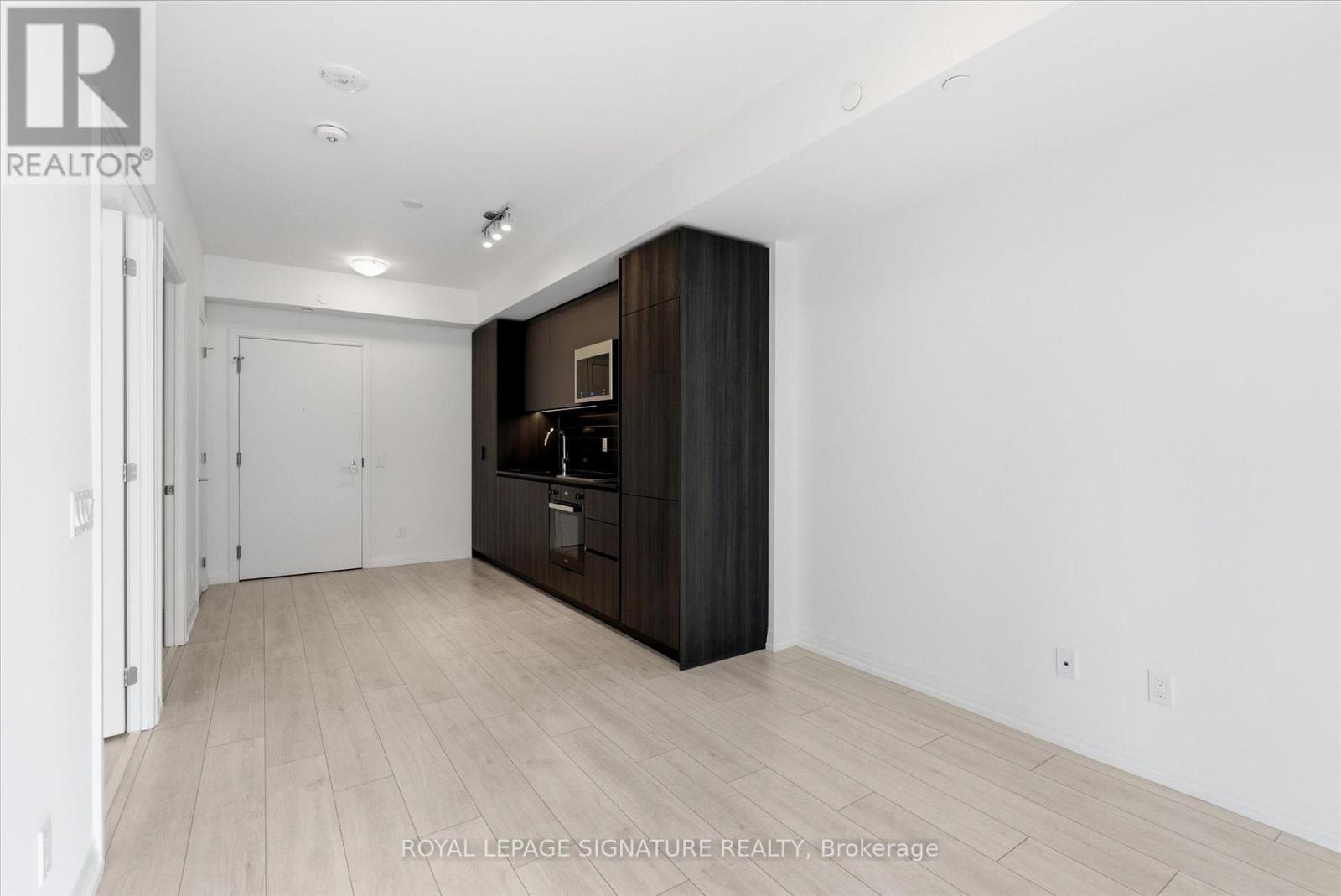 1519 - 400 King Street W, Toronto, Ontario  M5V 1K2 - Photo 8 - C13581204