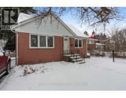 39 CHURCHILL AVENUE, Toronto, Ontario