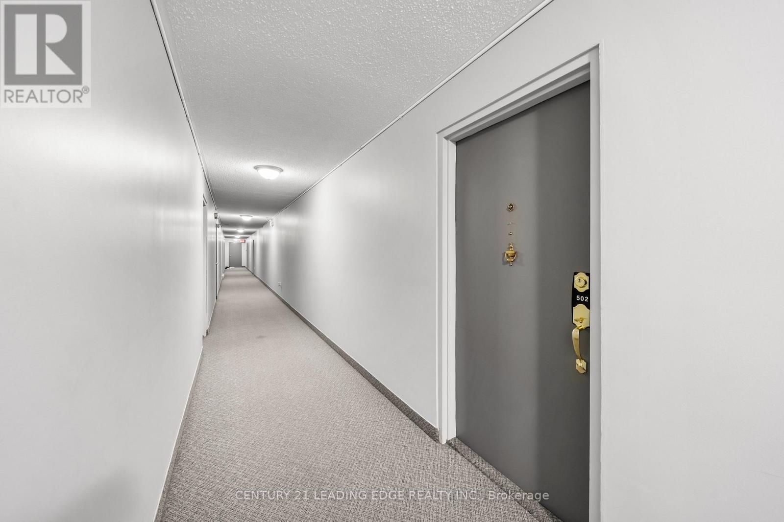 502 - 131 Taunton Road E, Oshawa, Ontario L1G 3T8 - Photo 2 - E13581184