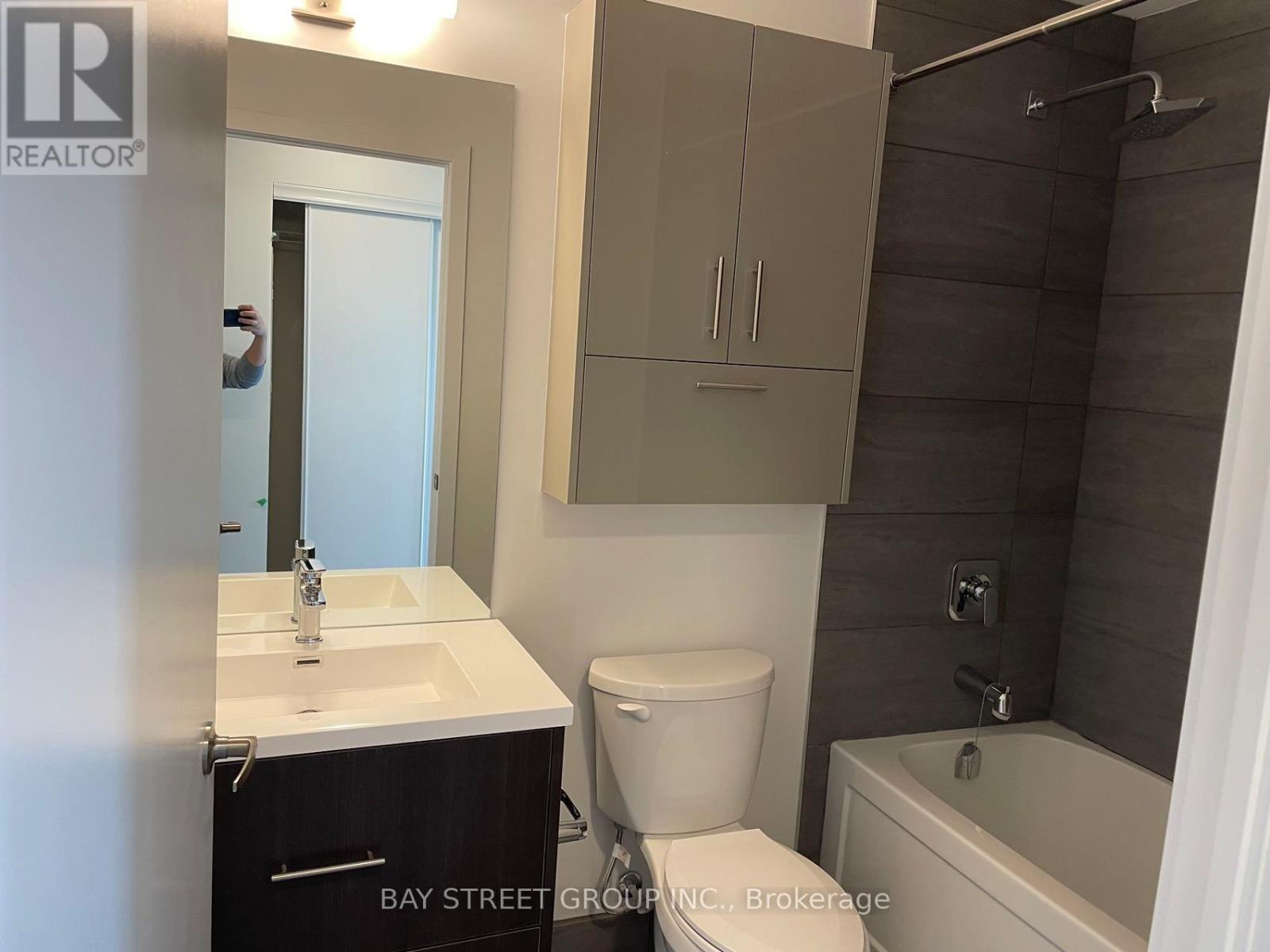 2507 - 188 Fairview Mall Drive, Toronto, Ontario  M2J 0H7 - Photo 13 - C13559114