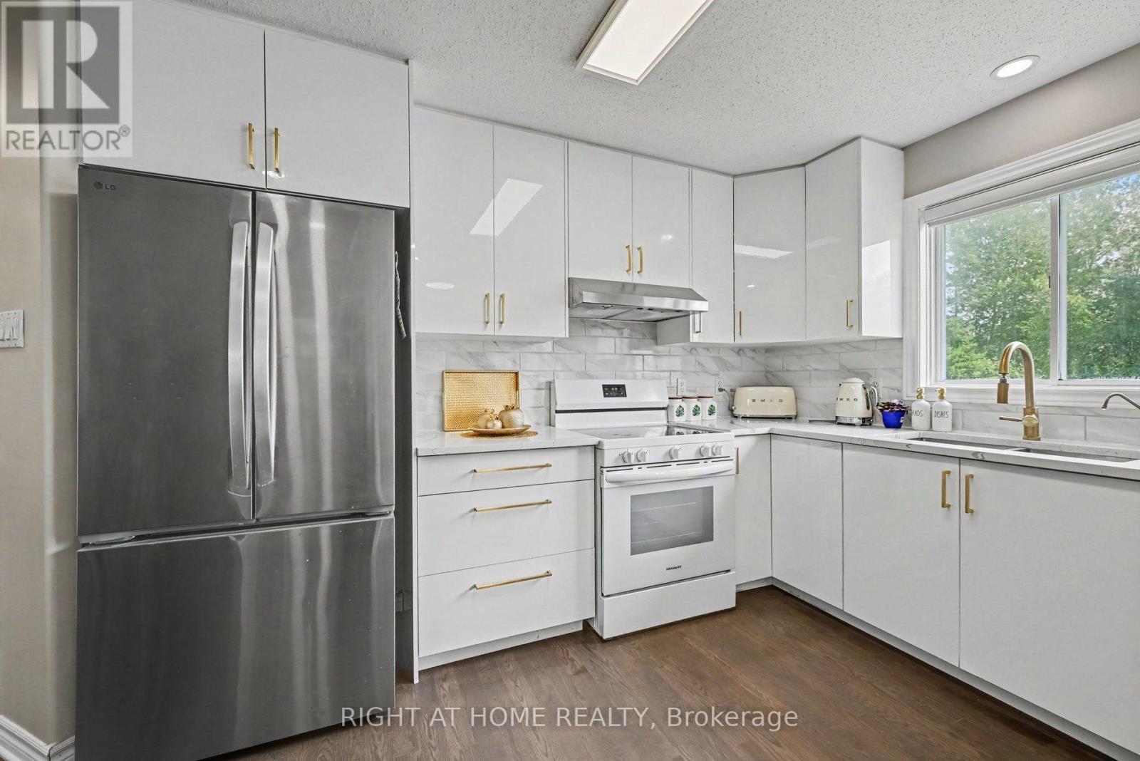 1588 Scottanne Street, Ottawa, Ontario  K4P 1R3 - Photo 9 - X13581254