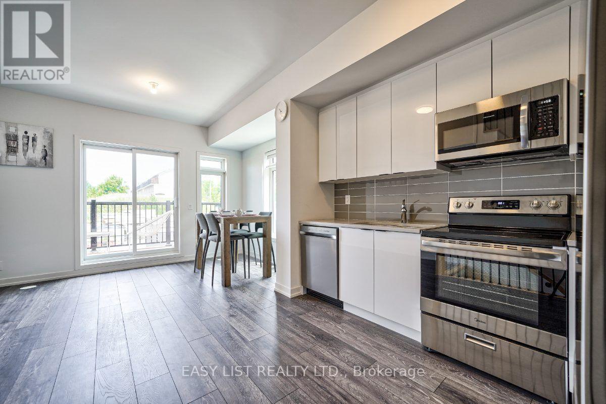 27 Spruce Pines Crescent, Toronto, Ontario  M4A 0A9 - Photo 9 - C13581234