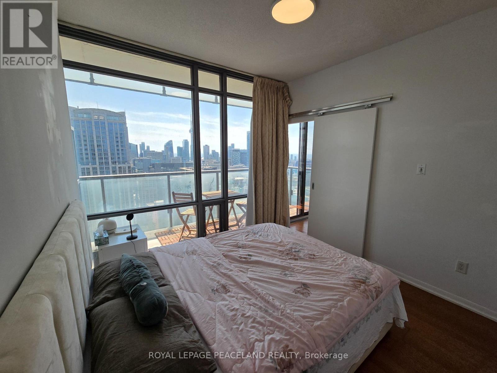 4103 - 38 Grenville Street, Toronto, Ontario  M4Y 1A5 - Photo 3 - C13581256