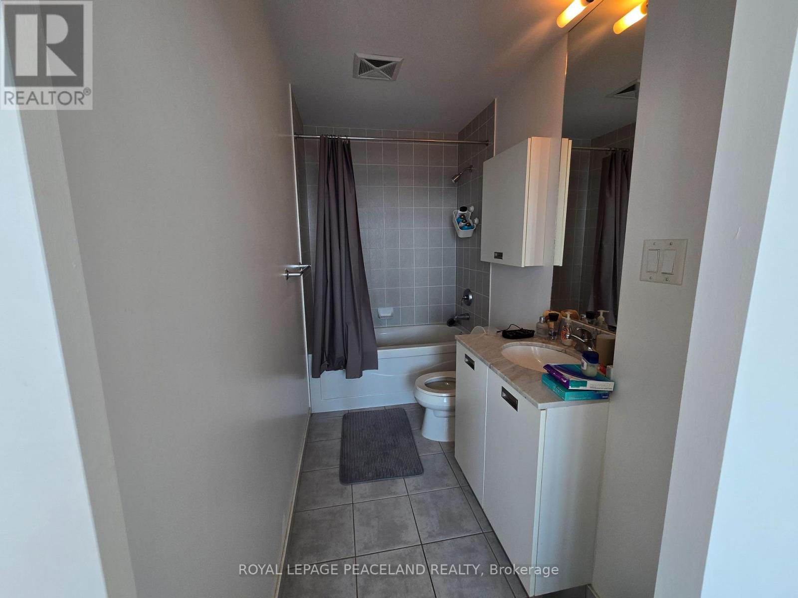 4103 - 38 Grenville Street, Toronto, Ontario  M4Y 1A5 - Photo 6 - C13581256