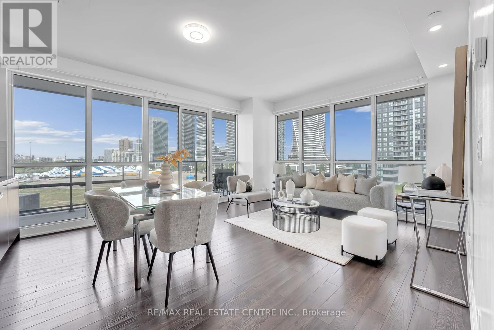 809 - 10 PARK LAWN ROAD, Toronto, Ontario