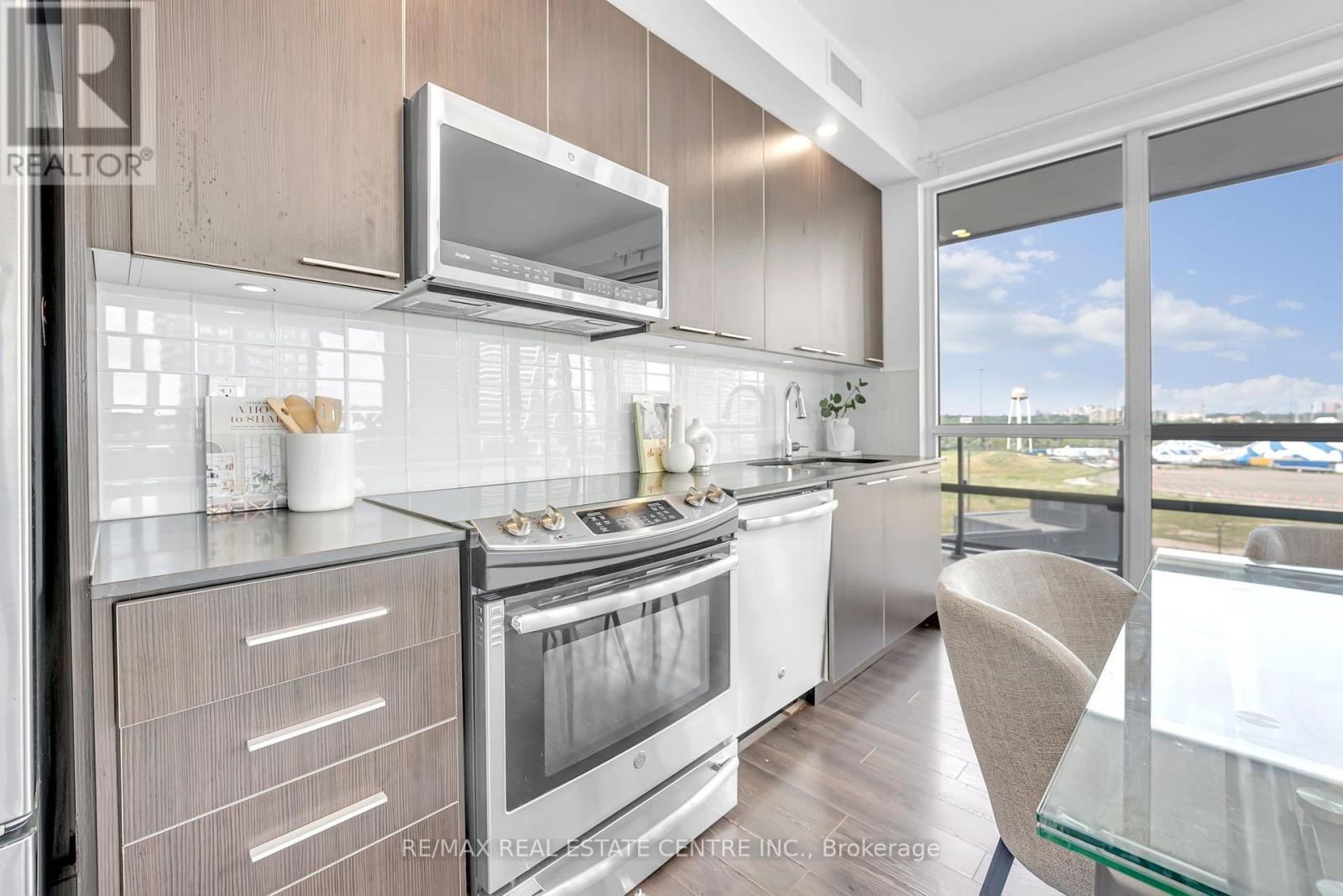 809 - 10 Park Lawn Road, Toronto, Ontario M8V 0H9 - Photo 10 - W13581232