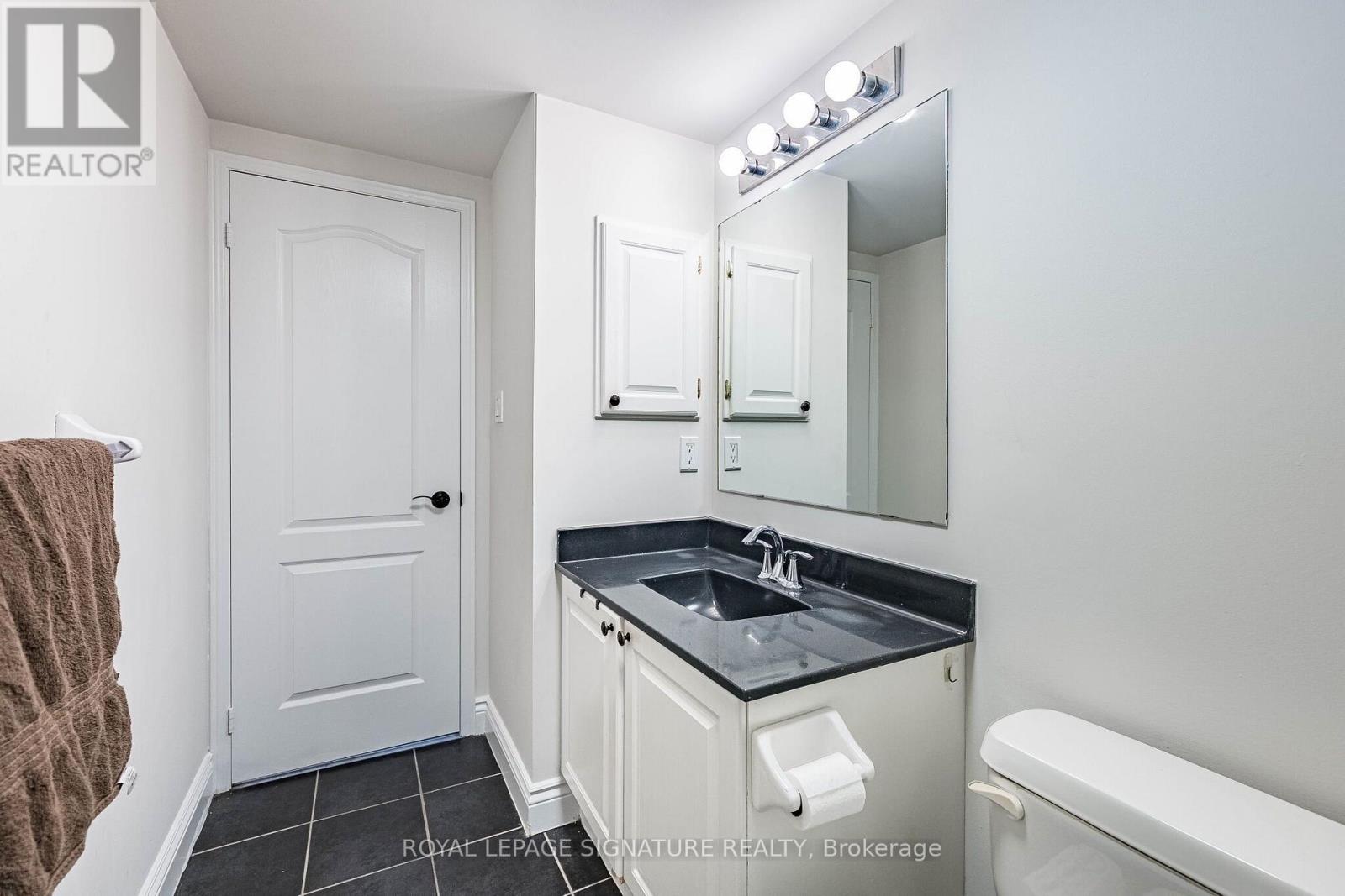 17 - 3985 Eglinton Avenue W, Mississauga, Ontario L5M 0E8 - Photo 37 - W13581244