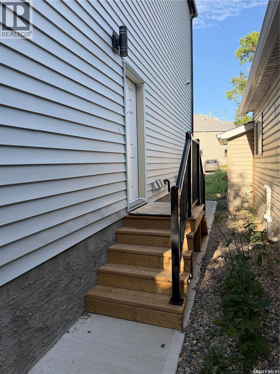 857 Elliott Street, Regina, Saskatchewan  S4N 3E3 - Photo 25 - SK028877