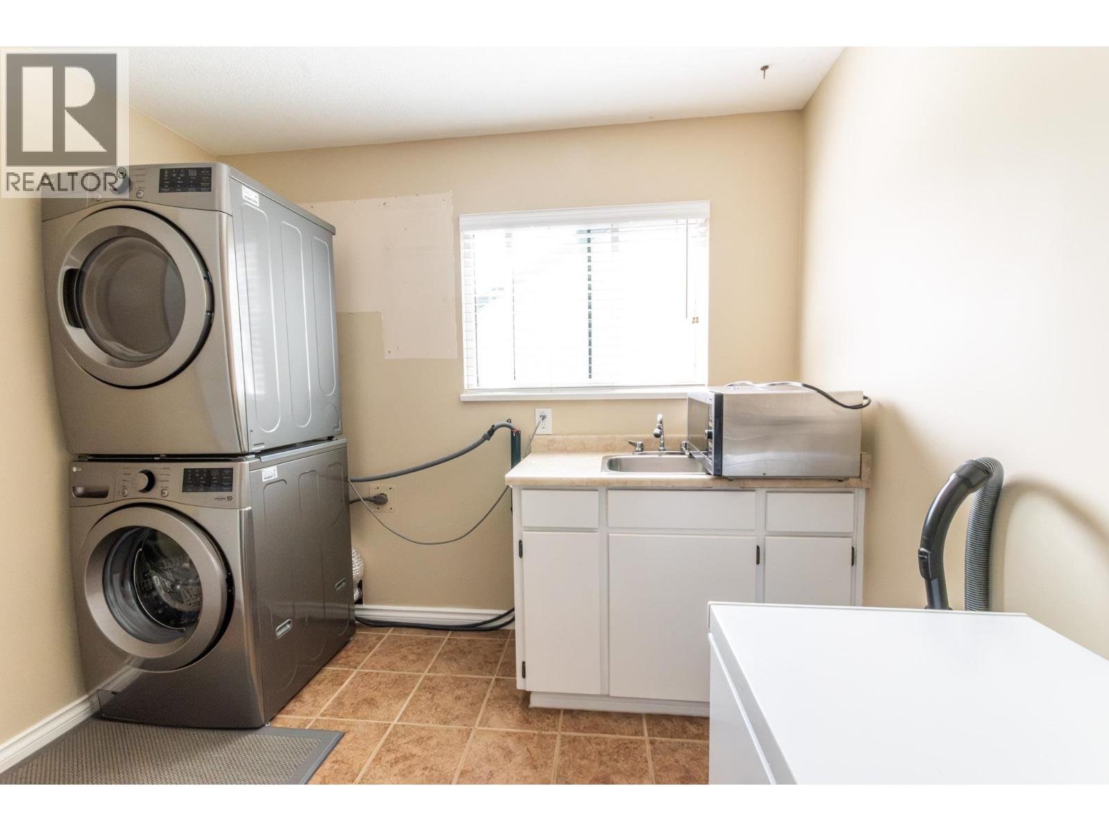 1410 Lansdowne Drive, Coquitlam, British Columbia V3E 1Y4 - Photo 30 - R3143323