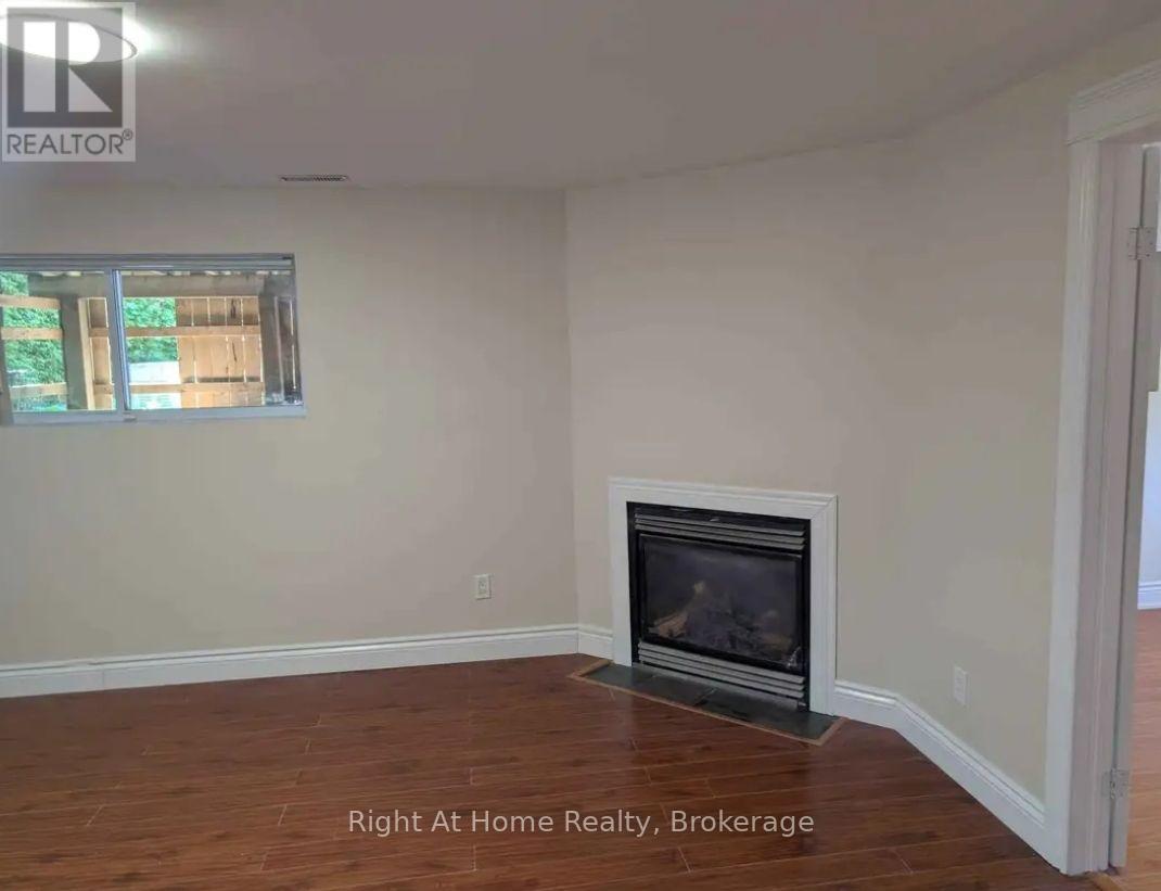 B - 40 Prospect Street, Clarington, Ontario  L1H 1C7 - Photo 6 - E13504110