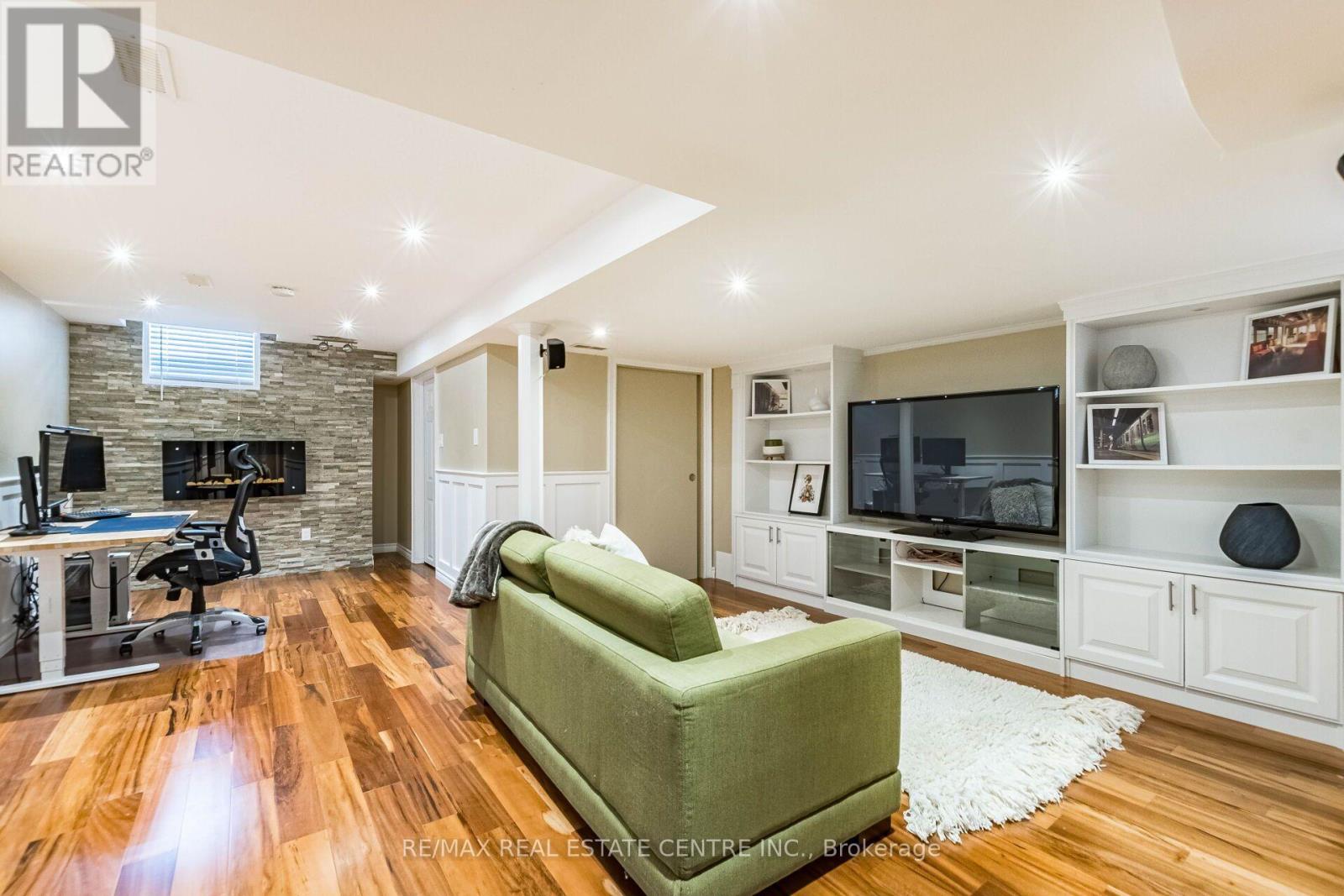 4718 Alana Glen Drive, Mississauga, Ontario L5V 0C3 - Photo 22 - W13580872