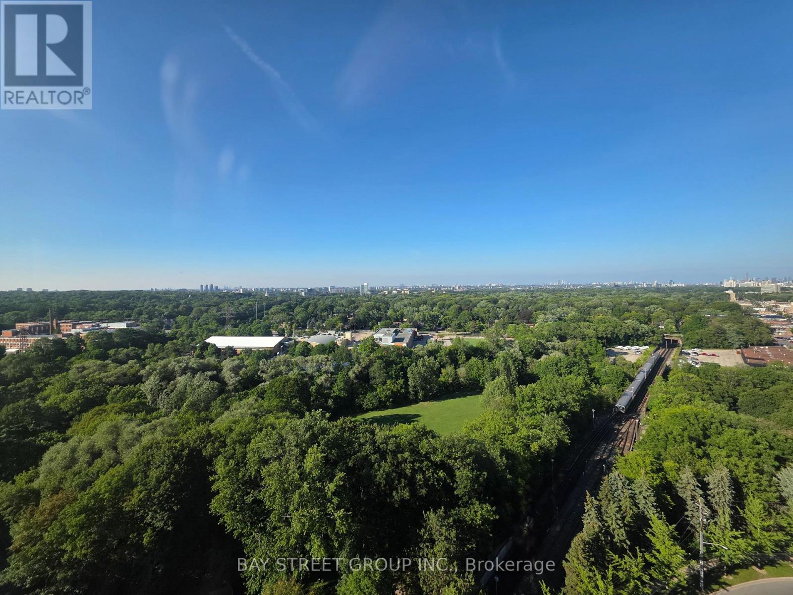 2011 - 1 Aberfoyle Crescent, Toronto, Ontario M8X 2X8 - Photo 25 - W13581260