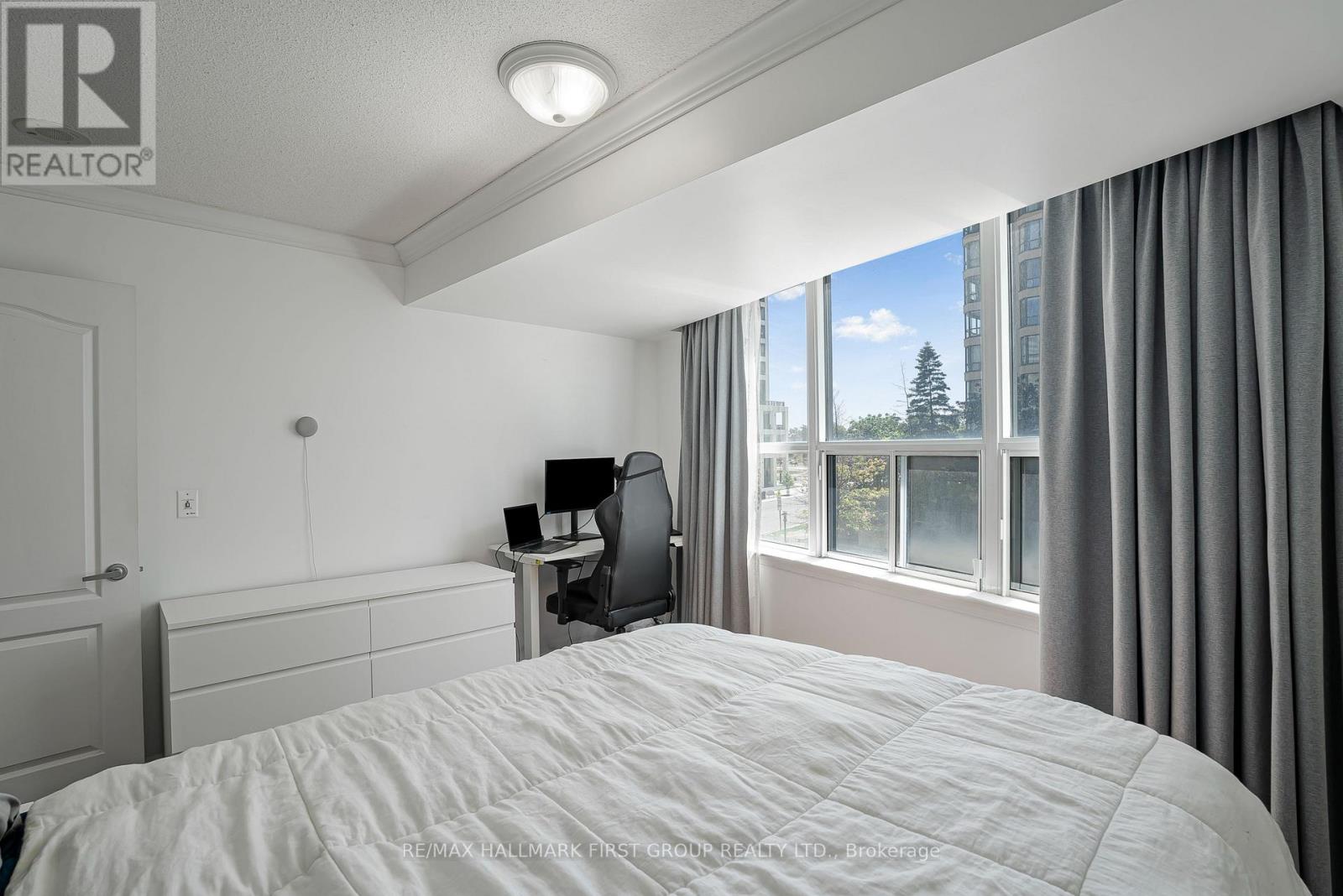 305 - 33 Elm Drive W, Mississauga, Ontario  L5B 4M2 - Photo 12 - W13581278