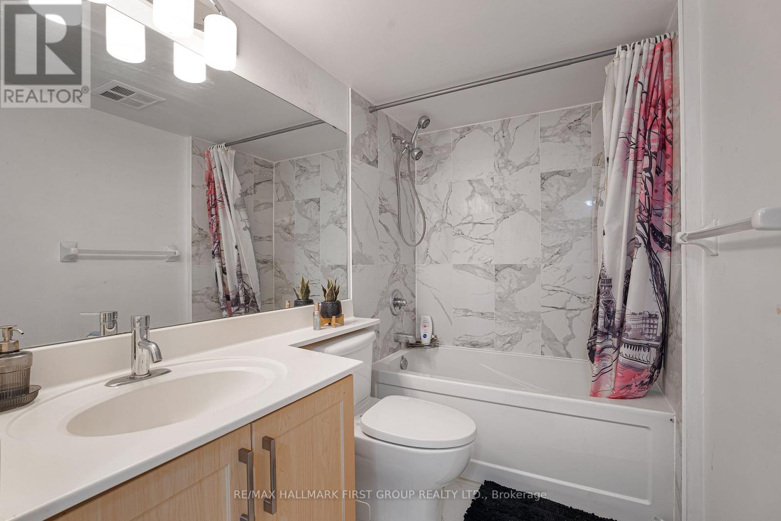 305 - 33 Elm Drive W, Mississauga, Ontario  L5B 4M2 - Photo 15 - W13581278