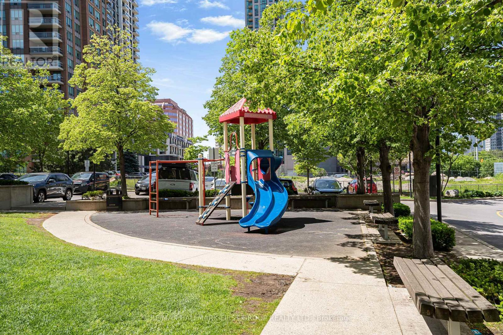 305 - 33 Elm Drive W, Mississauga, Ontario  L5B 4M2 - Photo 20 - W13581278