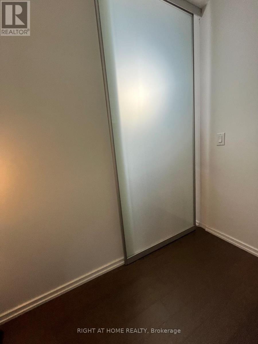 1207 - 70 Temperance Street, Toronto (Bay Street Corridor), Ontario  M5H 0B1 - Photo 16 - C13581320
