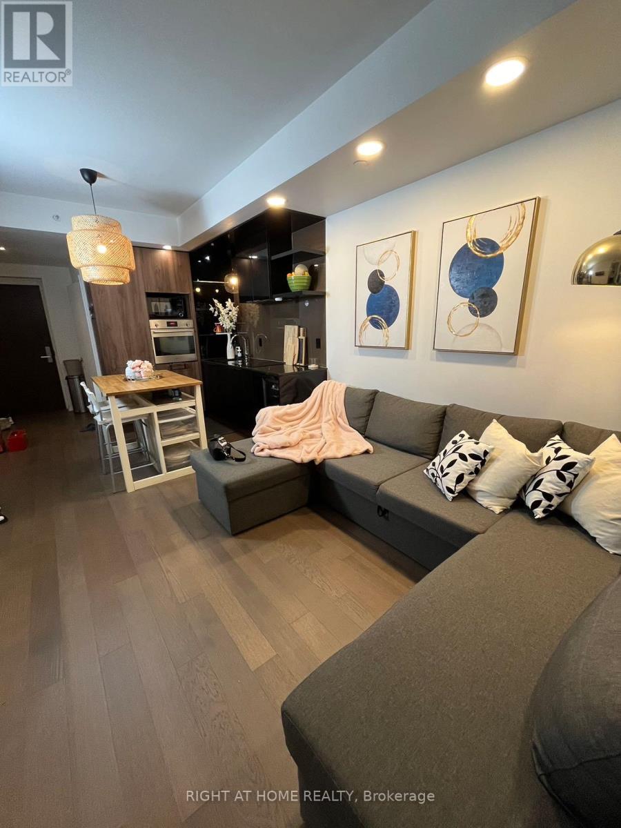 1207 - 70 Temperance Street, Toronto (Bay Street Corridor), Ontario  M5H 0B1 - Photo 6 - C13581320