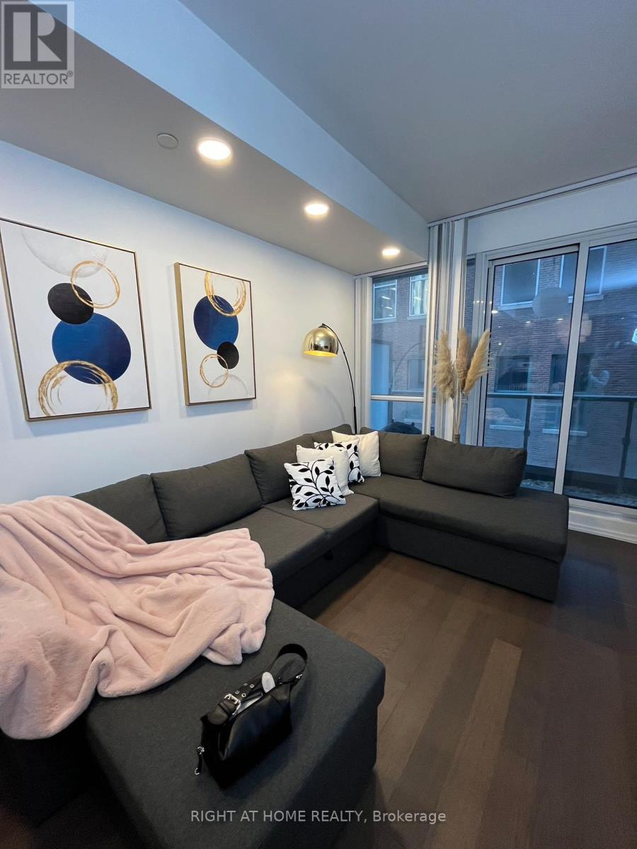 1207 - 70 Temperance Street, Toronto (Bay Street Corridor), Ontario  M5H 0B1 - Photo 7 - C13581320