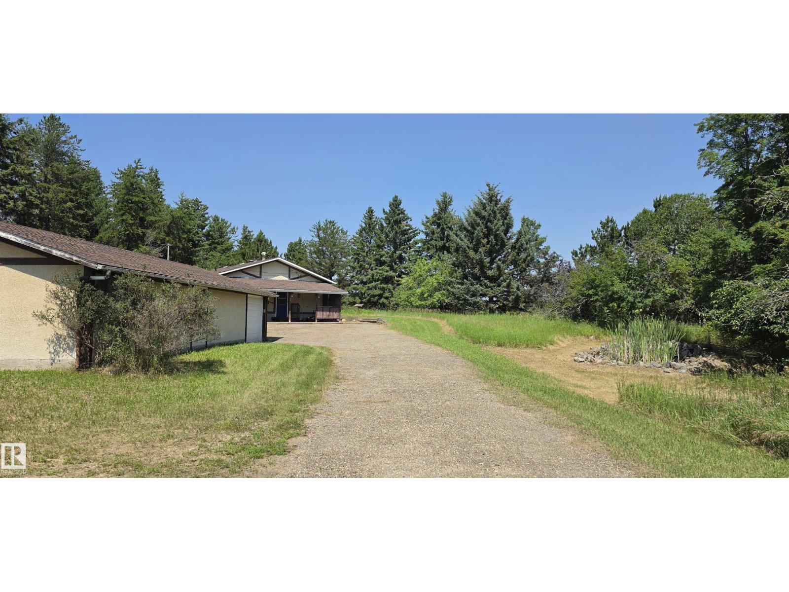 27208 Twp Road 522, Rural Parkland County, Alberta  T6X 3R6 - Photo 4 - E4499599